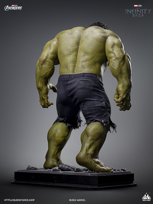 11.Hulk 1-3 Scale Statue Marvel Advengers Collectible-back view