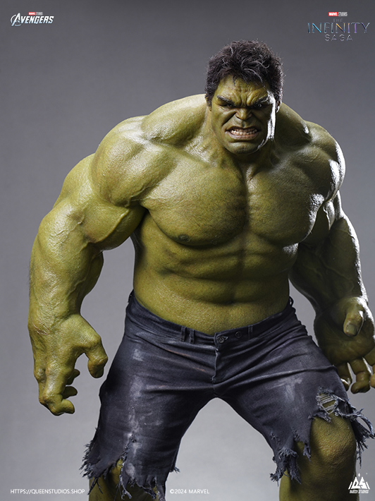 21.Hulk 1-3 Scale Statue Marvel Advengers Collectible-detailed front view