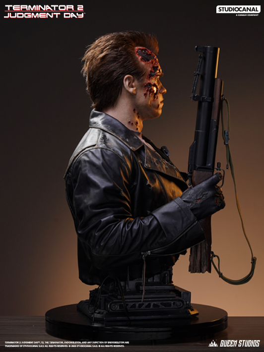 Terminator 2: T-800 Battle Damaged (Mechanical) Life-Size Bust