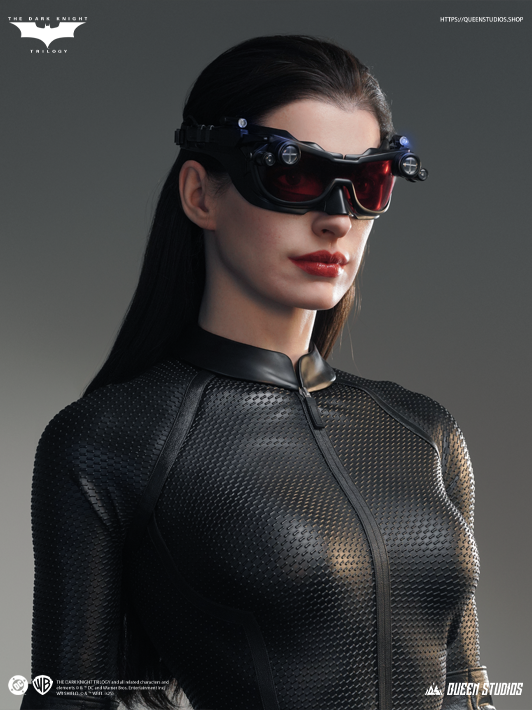 Catwoman Life-Size Statue