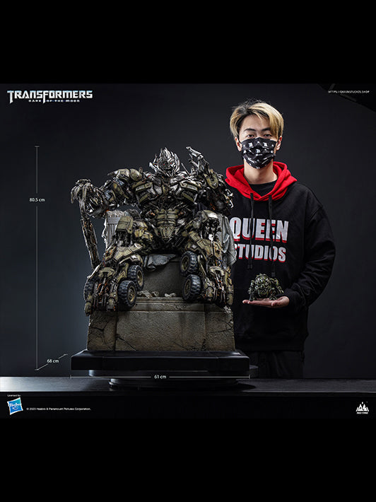 Megatron On Throne Queen Studios Official megatron-on-throne-queen-studios-official