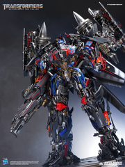 Close-up detail of Queen Studios Jetpower Optimus Prime statue armor