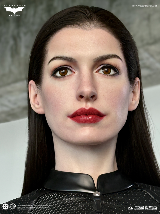 Premium Queen Studios 1:1 scale Catwoman statue with lifelike facial details and cinematic presentation