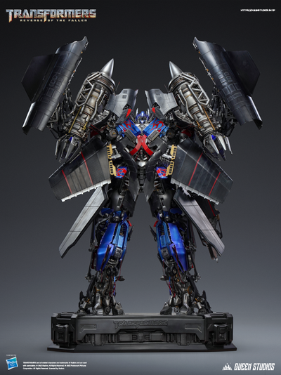 Queen Studios Jetpower Optimus Prime statue, finely sculpted with attention to every detail