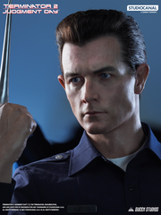 Queen Studios Terminator T-1000 1:1 Bust, hand raised in striking pose