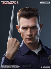 Queen Studios Terminator T-1000 Life-Size Bust statue showing finger morphing into a pointed spike