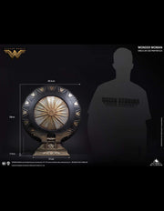  Wonder Woman Shield and Stand Special Edition Queen Studios