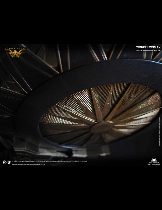Queen Studios Wonder Woman Shield Polystone Lifesize Prop
