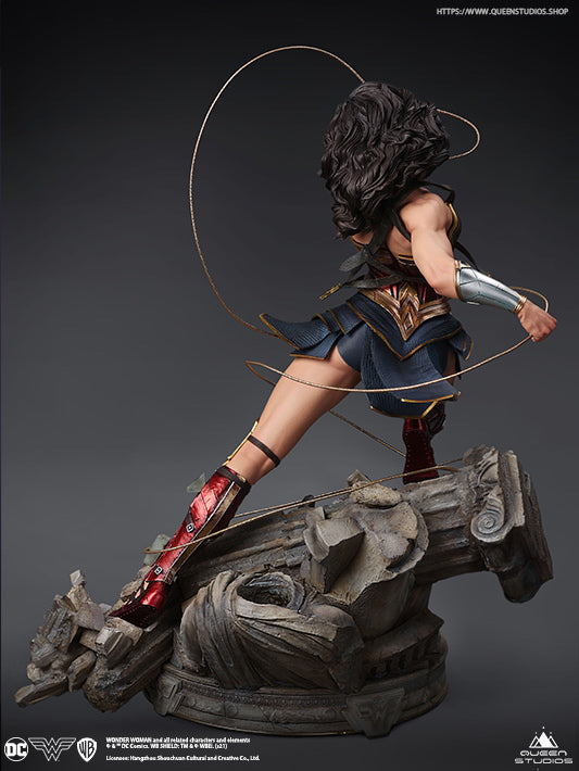 Queen Studios 1/4 ワンダーウーマン デラックスバージョン DC Comics Wonder Woman Statue - Queen Studios (Official)