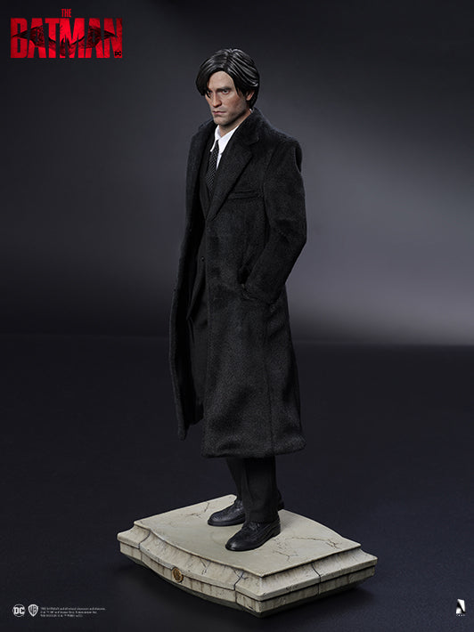 Batman 1/6 Collectible Figure - Queen Studios (Official)