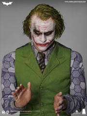 The Dark Knight Joker 1/6 Collectible Figure - Queen Studios 