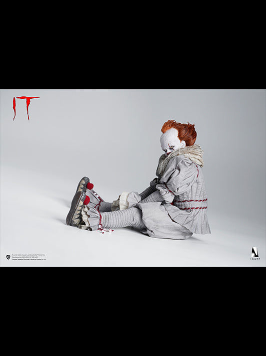 Pennywise 1/6 Collectible Figure